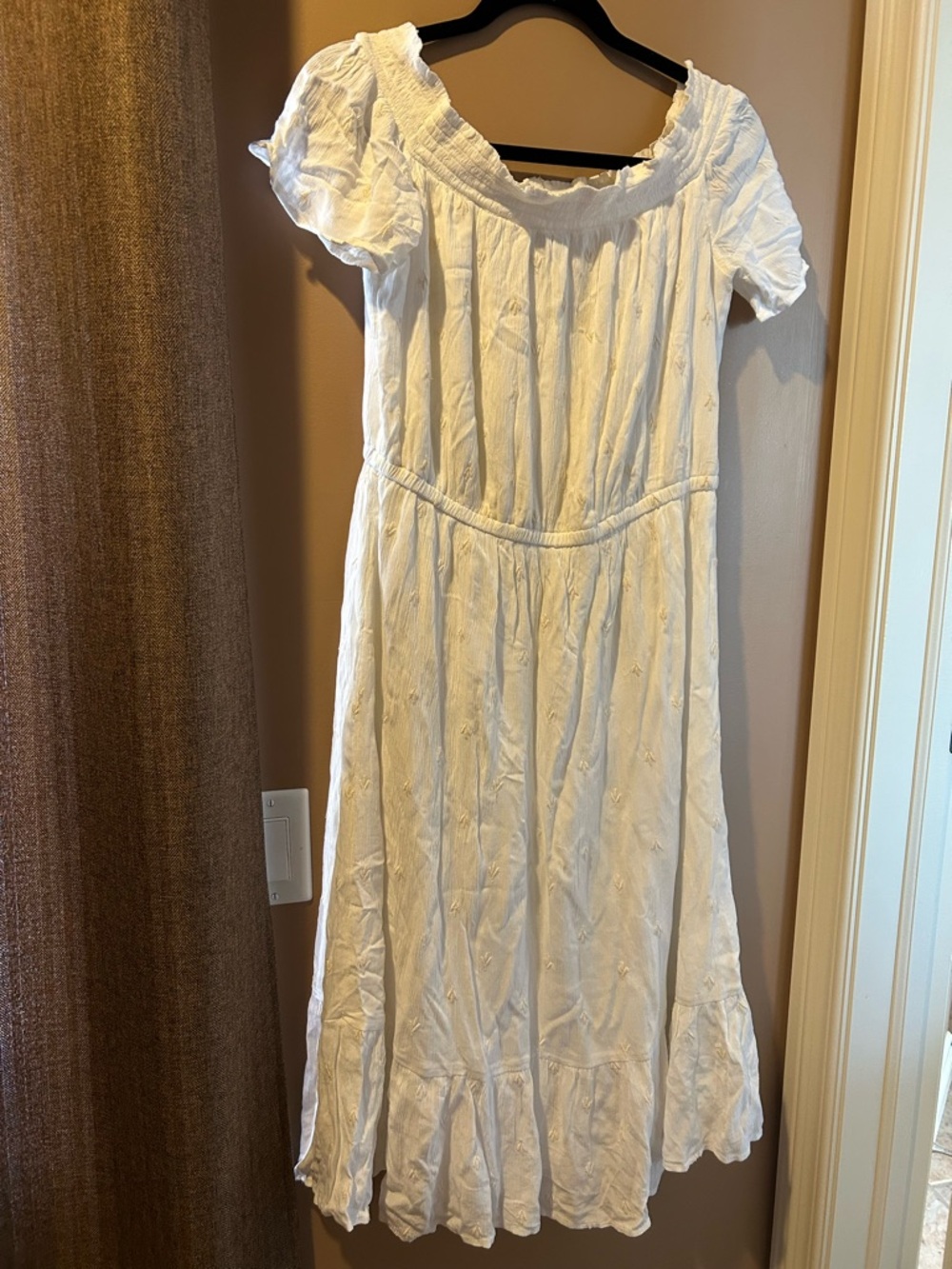 Old Navy White Off-Shoulder Midi Dress
